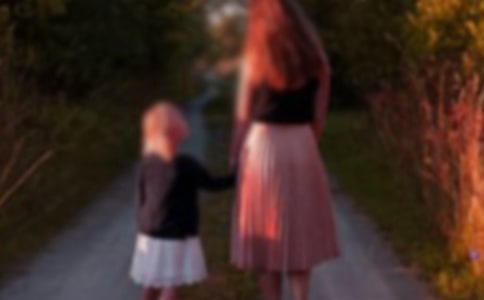 ����ĸ�׵�ʫ��