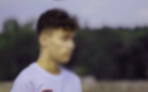 �������ո���ǩ��