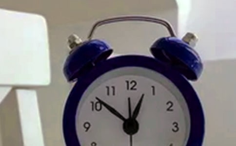 心爱的闹钟作文