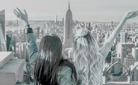 ���ݱ�ʤ���ĵ�ʫ�� ��Ů���ӱ�ʾ���ĵľ���