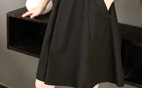 ��һ����ȹ�ӡ�����з���1100��