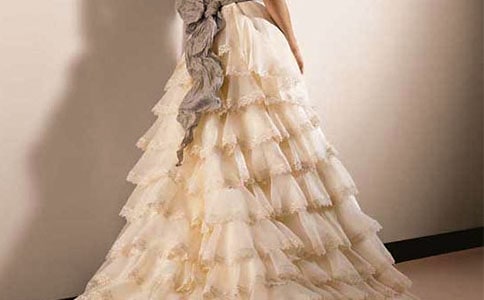 �ִ���ȹ�Ӷ��꼶����