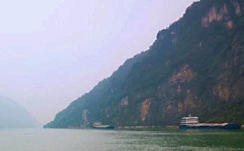 关于三峡的作文