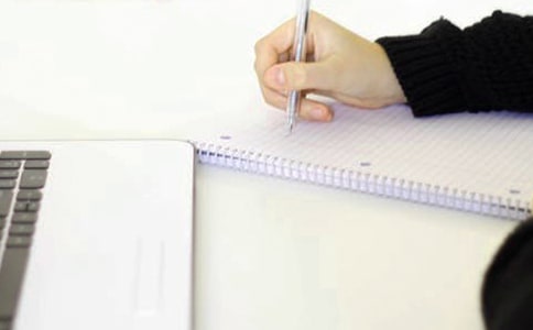 �˽̰����꼶�ϡ��Ŵ�ʫ�����ס�˵�θ�