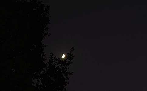 2021年经典青春励志晚安语录朋友圈汇编47条