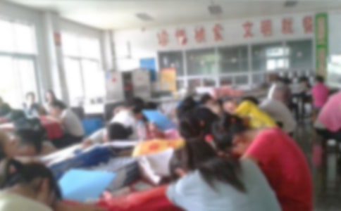 ������Ƕ���ɢ��