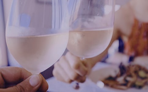 ���׻����