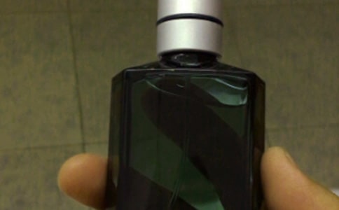 喷了香水的蚂蚁童话故事