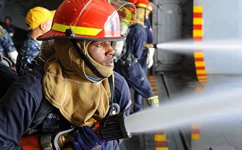 ��Ӣ�µ�����Ա�������