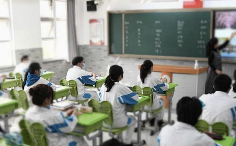 ��ѧ����ѧ�ڸ��˼ƻ�ģ��ϼ���ƪ