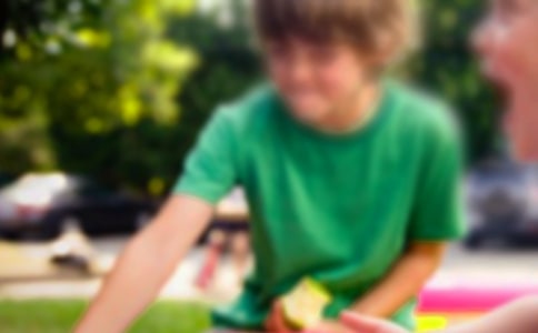 ����ͯ�����£��ĸ��������ֵ�