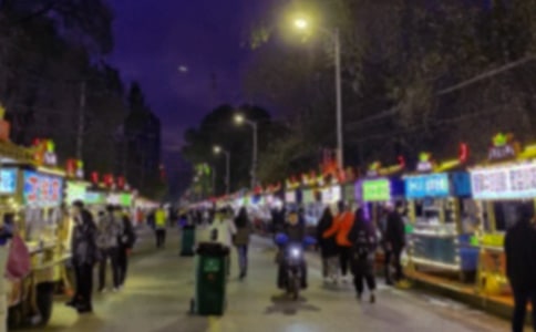 热闹的夜市优秀作文(精选16篇)