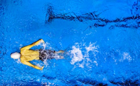 �˶�Ա�볡�Ľ�˵��[ʵ��15ƪ]