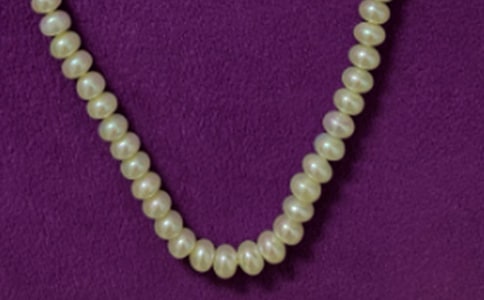 小猫和珍珠的经典童话故事