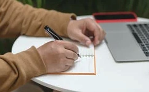 ����һֻ�����ĸ�ס��и�����